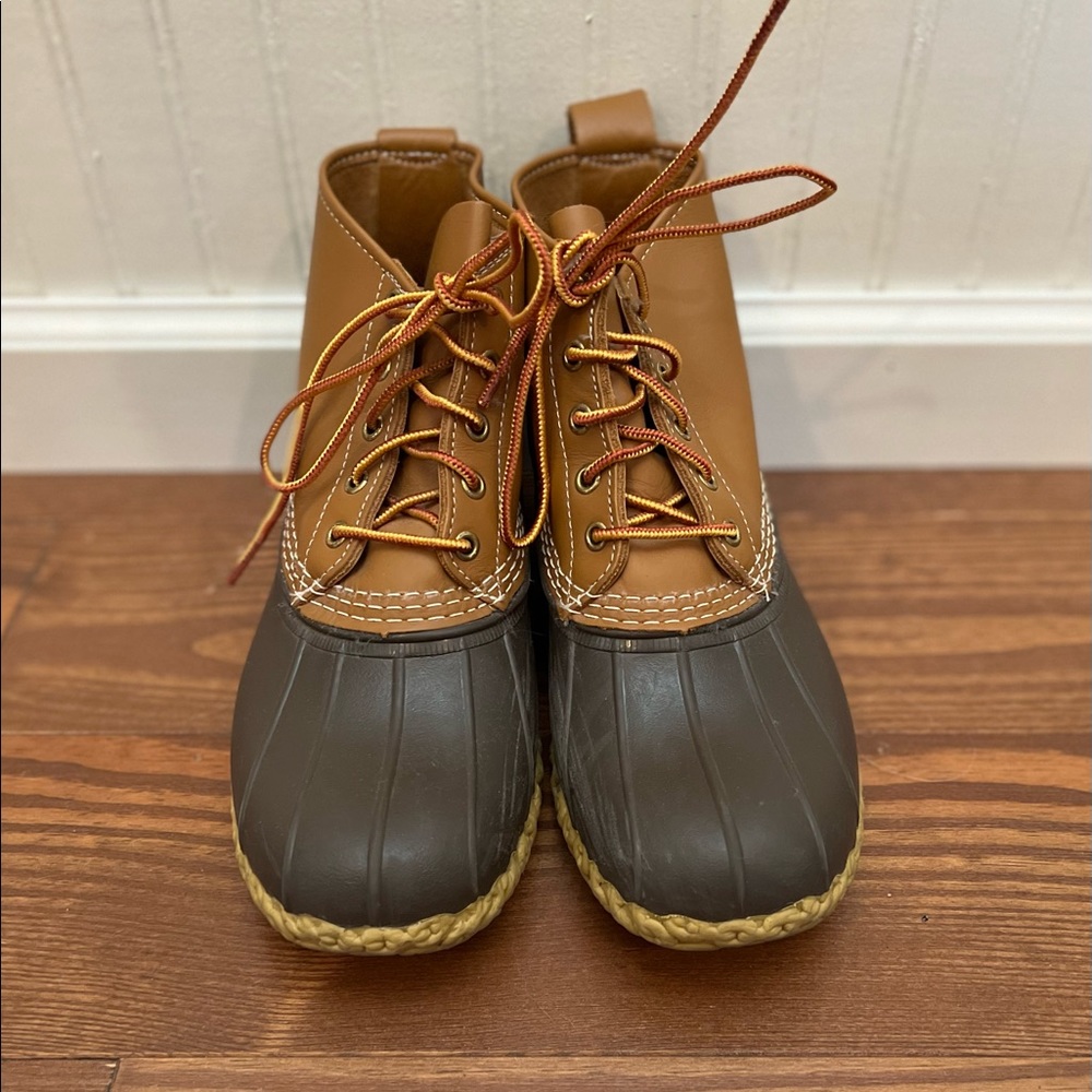 LL Bean Women’s Duck Boots size 10